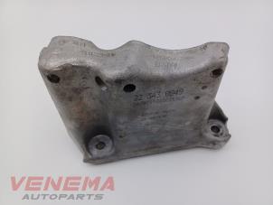 Gebruikte Motorsteun Mini Mini (F56) 1.5 12V Cooper Prijs € 19,99 Margeregeling aangeboden door Venema Autoparts