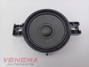 Gebruikte Luidspreker Audi A5 Cabrio (F57/F5E) 3.0 TDI V6 24V Quattro Prijs € 14,99 Margeregeling aangeboden door Venema Autoparts