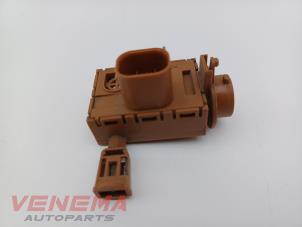 Gebruikte Luchtkwaliteit sensor Audi A5 Cabrio (F57/F5E) 3.0 TDI V6 24V Quattro Prijs € 29,99 Margeregeling aangeboden door Venema Autoparts