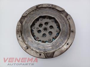 Gebruikte Dubbele massa vliegwiel BMW 1 serie (F20) 116i 1.6 16V Prijs € 199,99 Margeregeling aangeboden door Venema Autoparts