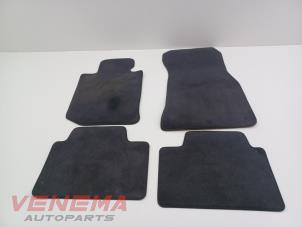 Gebruikte Matten Set BMW 3 serie Touring (G21) 320e xDrive 2.0 TwinPower Turbo 16V Prijs € 49,99 Margeregeling aangeboden door Venema Autoparts