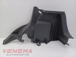 Gebruikte Bekleding bagageruimte Ford Ka+ 1.2 Ti-VCT Prijs € 29,99 Margeregeling aangeboden door Venema Autoparts