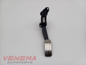 Gebruikte Gaspedaal Ford Fiesta 7 1.0 EcoBoost 12V Prijs € 24,99 Margeregeling aangeboden door Venema Autoparts