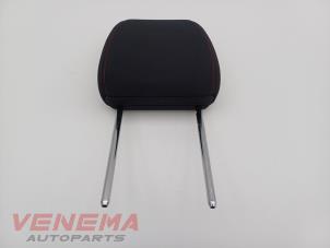 Gebruikte Hoofdsteun Ford Fiesta 7 1.0 EcoBoost 12V Prijs € 29,99 Margeregeling aangeboden door Venema Autoparts