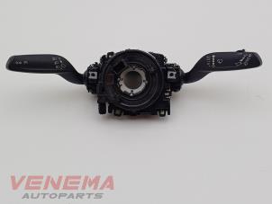 Gebruikte Combischakelaar Stuurkolom Audi A3 Sportback (8VA/8VF) 1.6 TDI 16V Prijs € 34,99 Margeregeling aangeboden door Venema Autoparts