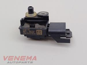 Gebruikte Sensor Airbag Mini Coupe (R58) 1.6 16V Cooper Prijs € 14,99 Margeregeling aangeboden door Venema Autoparts