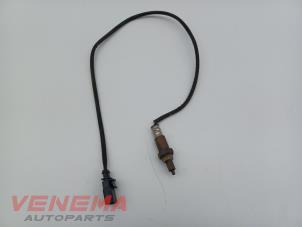 Gebruikte Lambda Sonde Volkswagen Golf VIII (CD1) 1.0 eTSI 12V Prijs € 9,99 Margeregeling aangeboden door Venema Autoparts