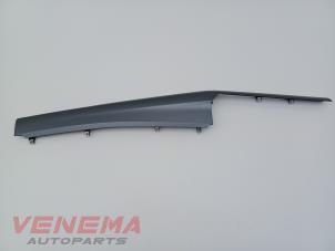 Gebruikte Dashboard sierlijst Volkswagen Golf VIII (CD1) 1.0 eTSI 12V Prijs € 49,99 Margeregeling aangeboden door Venema Autoparts