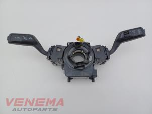 Gebruikte Combischakelaar Stuurkolom Ford Fiesta 7 1.0 EcoBoost 12V 100 Prijs € 49,99 Margeregeling aangeboden door Venema Autoparts