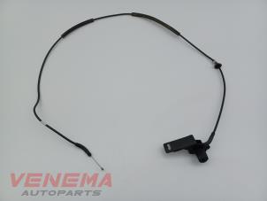 Gebruikte Motorkap Kabel Ford Fiesta 7 1.0 EcoBoost 12V 100 Prijs € 19,99 Margeregeling aangeboden door Venema Autoparts