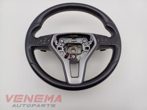 Gebruikte Stuurwiel Mercedes B (W246) 1.6 B-180 BlueEFFICIENCY Turbo 16V Prijs € 139,99 Margeregeling aangeboden door Venema Autoparts