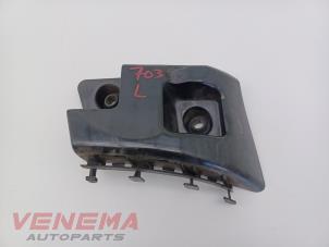 Gebruikte Bumpersteun links-achter Mercedes B (W246) 1.6 B-180 BlueEFFICIENCY Turbo 16V Prijs € 19,99 Margeregeling aangeboden door Venema Autoparts