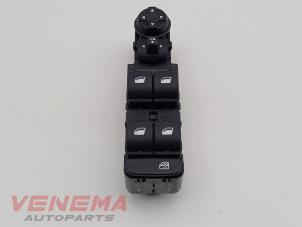 Gebruikte Ruit schakelaar elektrisch Opel Grandland (X) 1.2 Turbo 12V Prijs € 49,99 Margeregeling aangeboden door Venema Autoparts