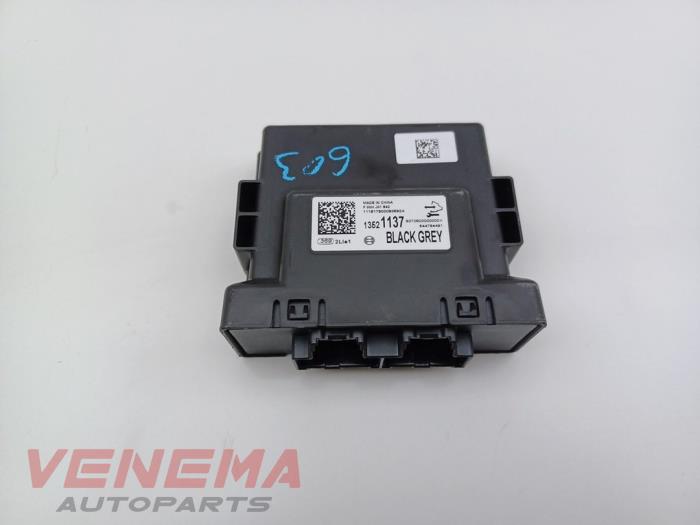 Gebruikte Gateway module Opel Astra K 1.0 Turbo 12V Prijs € 14,99 Margeregeling aangeboden door Venema Autoparts