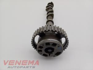 Gebruikte Nokkenas Peugeot 208 I (CA/CC/CK/CL) 1.2 Vti 12V PureTech 82 Prijs € 74,99 Margeregeling aangeboden door Venema Autoparts