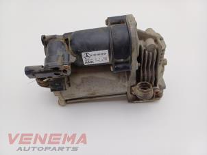 Gebruikte Luchtpomp (Vering) Mercedes ML III (166) 3.0 ML-350 BlueTEC V6 24V 4-Matic Prijs € 499,99 Margeregeling aangeboden door Venema Autoparts