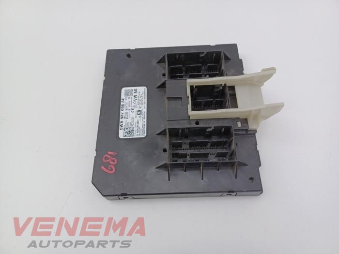 Computer Body Control van een Volkswagen Golf VIII Variant (GC5) 2.0 TDI BlueMotion 16V 2023