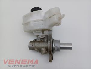 Gebruikte Hoofdremcilinder Volkswagen Golf VIII Variant (GC5) 2.0 TDI BlueMotion 16V Prijs € 44,99 Margeregeling aangeboden door Venema Autoparts