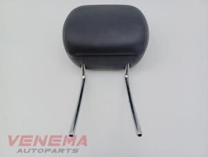 Gebruikte Hoofdsteun Mercedes B (W246) 1.6 B-180 BlueEFFICIENCY Turbo 16V Prijs € 59,99 Margeregeling aangeboden door Venema Autoparts