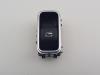 Mercedes-Benz GLA (H247) 1.3 200 Turbo 16V Elektrisch Raam Schakelaar