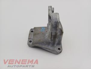 Gebruikte Motorsteun BMW 3 serie Touring (F31) 320d 2.0 16V Prijs € 19,99 Margeregeling aangeboden door Venema Autoparts