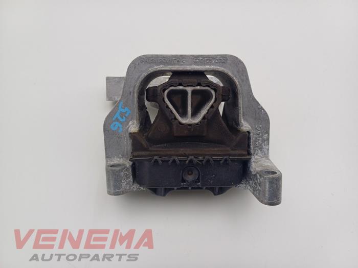 Gebruikte Motorrubber Skoda Fabia III (NJ3) 1.0 TSI 12V Prijs € 24,99 Margeregeling aangeboden door Venema Autoparts
