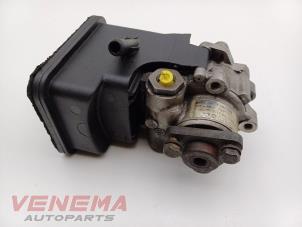 Gebruikte Pomp Servo BMW 3 serie (E46/4) 320d 16V Prijs € 49,99 Margeregeling aangeboden door Venema Autoparts