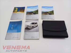 Gebruikte Instructie Boekje Mercedes GLK (204.7/9) 2.2 220 CDI 16V BlueEff.,BlueTEC 4-Matic Prijs € 39,99 Margeregeling aangeboden door Venema Autoparts