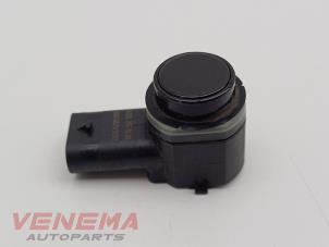 Gebruikte PDC Sensor Volvo V40 (MV) 2.0 T4 16V Prijs € 9,99 Margeregeling aangeboden door Venema Autoparts