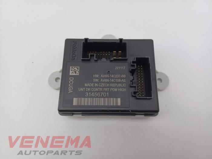 Gebruikte Deur module Volvo V40 (MV) 2.0 T4 16V Prijs € 9,99 Margeregeling aangeboden door Venema Autoparts