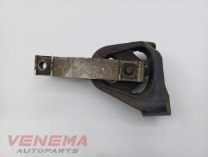 Gebruikte Motorrubber Volvo V40 (MV) 2.0 T4 16V Prijs € 24,99 Margeregeling aangeboden door Venema Autoparts