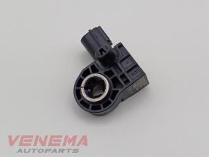 Gebruikte Airbag Sensor Volvo V40 (MV) 2.0 T4 16V Prijs € 24,99 Margeregeling aangeboden door Venema Autoparts