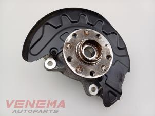 Gebruikte Fusee links-voor Volkswagen Tiguan (AD1) 1.4 TSI 16V Prijs € 49,99 Margeregeling aangeboden door Venema Autoparts