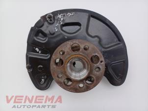 Gebruikte Fusee links-voor Mercedes GLK (204.7/9) 2.2 220 CDI 16V BlueEff.,BlueTEC 4-Matic Prijs € 149,99 Margeregeling aangeboden door Venema Autoparts