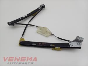 Gebruikte Raammechaniek 4Deurs rechts-voor Seat Leon (KLB) 1.5 TSI 16V Prijs € 29,99 Margeregeling aangeboden door Venema Autoparts