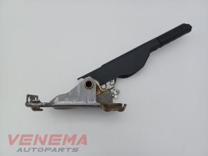 Gebruikte Handrem Mechaniek Mercedes Citan (415.6) 1.5 108 CDI Prijs € 34,99 Margeregeling aangeboden door Venema Autoparts