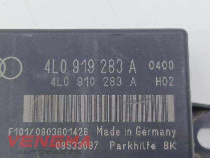 PDC Module van een Audi A6 Avant (C6) 2.0 T FSI 16V 2009