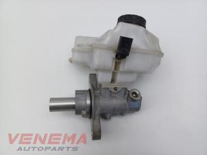 Gebruikte Hoofdremcilinder Seat Leon (KLB) 1.5 TSI 16V Prijs € 44,99 Margeregeling aangeboden door Venema Autoparts