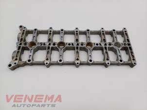 Gebruikte Distributiedeksel BMW 3 serie Touring (F31) 320d 2.0 16V Prijs € 74,99 Margeregeling aangeboden door Venema Autoparts