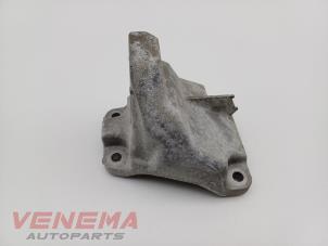 Gebruikte Motorsteun BMW 2 serie (F23) 218i 1.5 TwinPower Turbo 12V Prijs € 19,99 Margeregeling aangeboden door Venema Autoparts