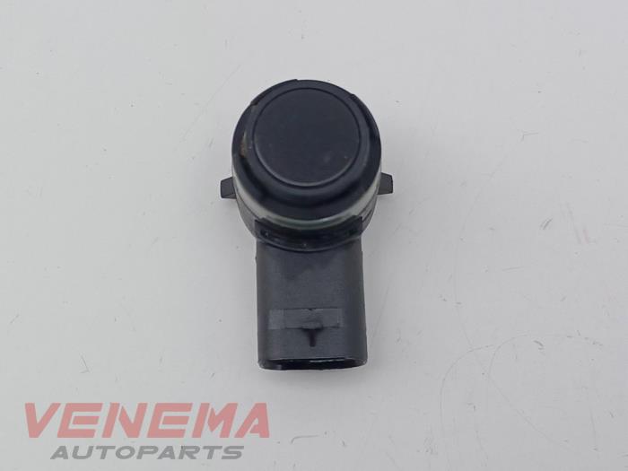 Gebruikte PDC Sensor Volkswagen T-Roc I 1.5 TSI 16V Prijs € 9,99 Margeregeling aangeboden door Venema Autoparts