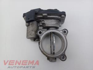 Gebruikte Gasklephuis BMW 3 serie Touring (F31) 316d 2.0 16V Prijs € 9,99 Margeregeling aangeboden door Venema Autoparts