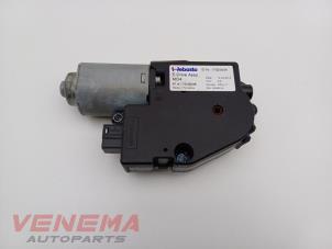 Gebruikte Schuifdak Motor BMW 3 serie Touring (F31) 316d 2.0 16V Prijs € 69,99 Margeregeling aangeboden door Venema Autoparts