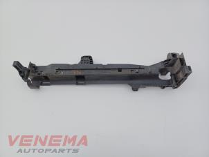 Gebruikte Frontdeel steun Mercedes C (W205) C-200d 1.6 Turbo 16V Prijs € 29,99 Margeregeling aangeboden door Venema Autoparts