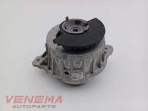 Gebruikte Motorrubber Mercedes C (W205) C-200d 1.6 Turbo 16V Prijs € 19,99 Margeregeling aangeboden door Venema Autoparts