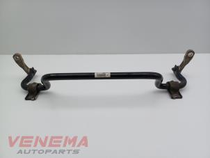 Gebruikte Stabilisatorstang voor Mercedes C (W205) C-200d 1.6 Turbo 16V Prijs € 34,99 Margeregeling aangeboden door Venema Autoparts