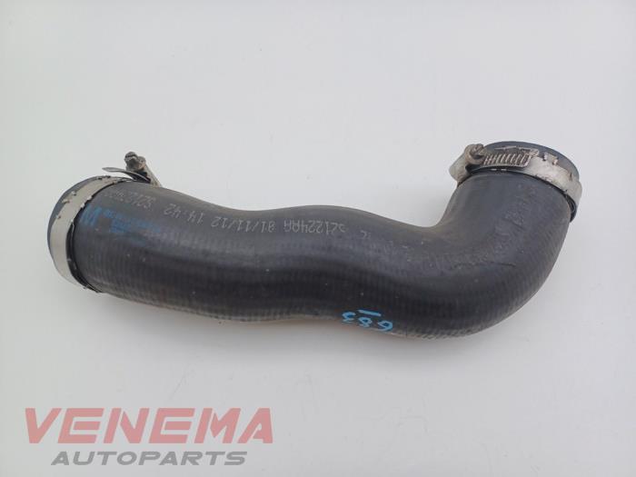 Gebruikte Intercooler Buis Volkswagen Polo V (6R) 1.2 TDI 12V BlueMotion Prijs € 19,99 Margeregeling aangeboden door Venema Autoparts