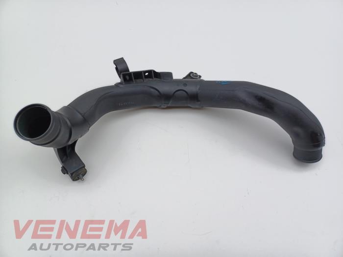 Gebruikte Intercooler Buis Volkswagen Polo V (6R) 1.2 TDI 12V BlueMotion Prijs € 19,99 Margeregeling aangeboden door Venema Autoparts