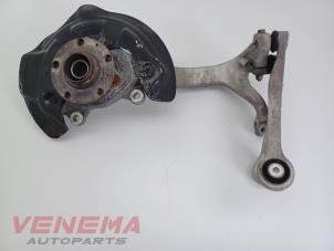 Gebruikte Fusee links-voor Audi A6 Avant (C6) 2.0 T FSI 16V Prijs € 149,99 Margeregeling aangeboden door Venema Autoparts