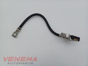 Gebruikte Accupool BMW 3 serie Touring (F31) 316d 2.0 16V Prijs € 29,99 Margeregeling aangeboden door Venema Autoparts